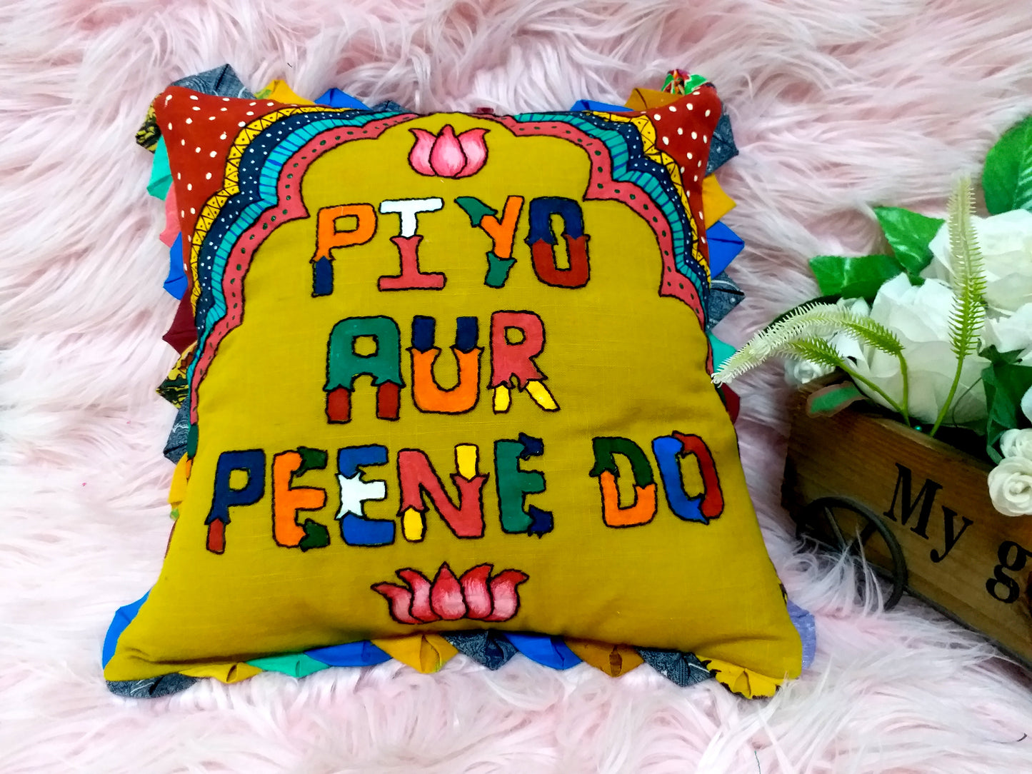 Daaroo lover cushion cover