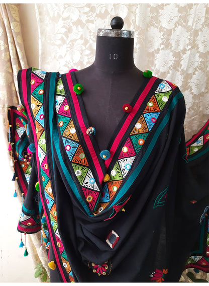 Geometric Rabari Dupatta