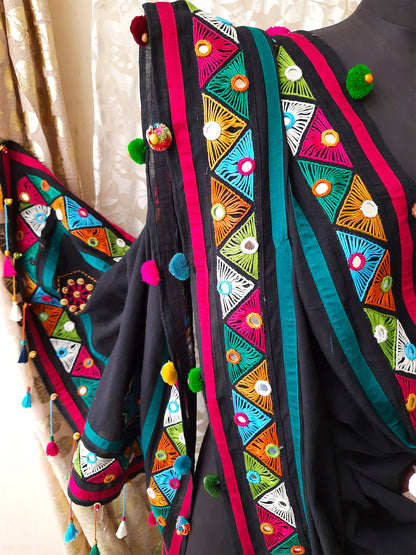 Geometric Rabari Dupatta